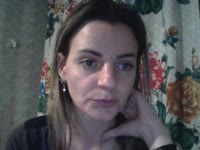 I am a very beautiful and responsive girl with a secret inside... Slim and thin, I think there are men who like that...