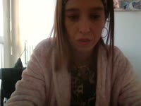 fille sans inhibition, j