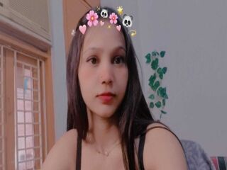 nude webcamgirl picture AmairaSingh