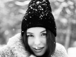 cam girl masturbating with vibrator CurtisStelmack