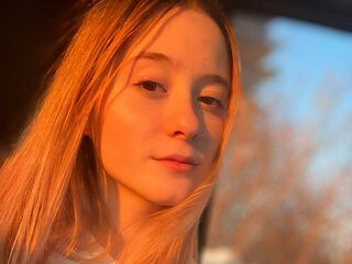 hot webcam DarlenaBallew