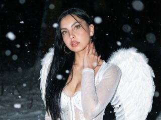 adult chat room EmilianaEscobar