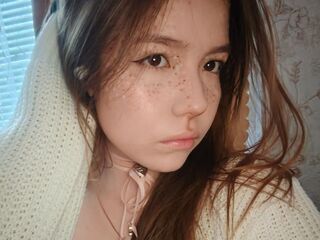 hot naked camgirl LouannMuench