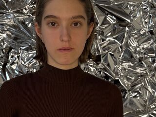 naughty cam girl fingering pussy MaeganDegiacomo