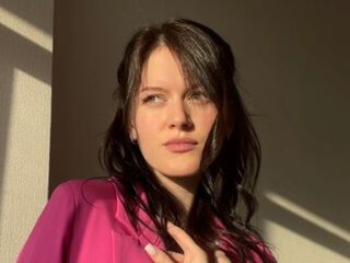 naughty camgirl masturbating MaudGuerrido