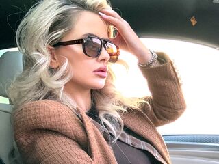 hot camhooker MoniqueSin