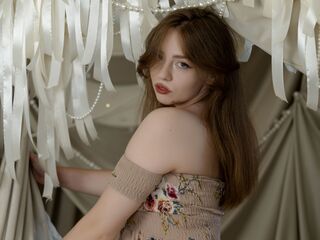 hardcore live show MoonBrittany