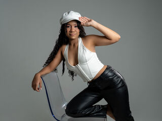 camslut fingering wet pussy RavenBailley