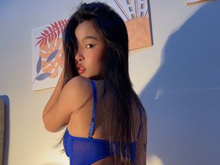 nude webcam girl SessahMi