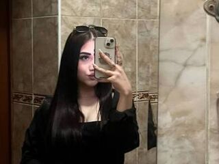 hot girl ZellaRessler