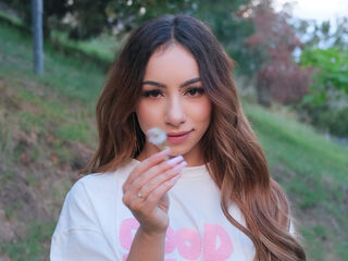 hot camwhore AlizeeBlair