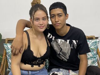 hot naked webcam couple sex show EmiAndLuis