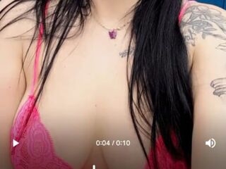 slave web cam MelanieDaring