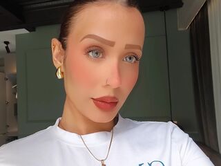 adult video chat room AdrianaRossetti