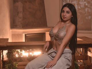 naked girl with cam AishaObsession