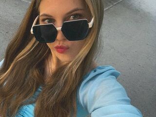 camgirl spreading pussy AlexaMalouf