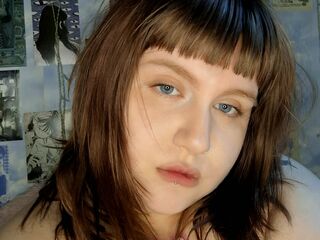 camslut fingering pussy AliceBunn