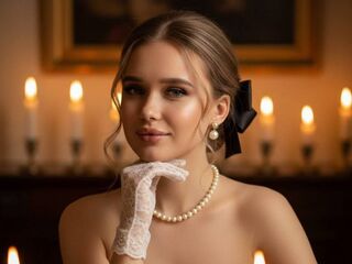 topless webcamgirl AliceMaryWilson