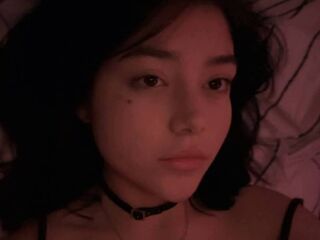 camsex show AlisaGlow