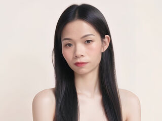 masturbating ArianaHuiHui