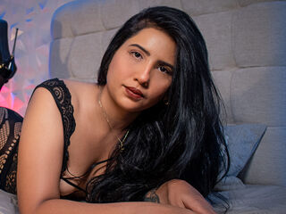 webcam strip tease show AshleyRoxe