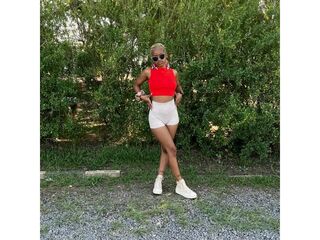 cam chatroom BellzRosee