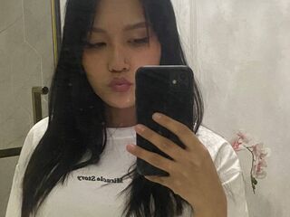 camslut naked BerniceMaguire