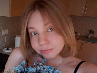 hot chatroom BertaCheyne