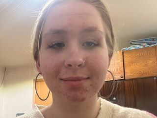 topless cam girl BettinaGoeppner