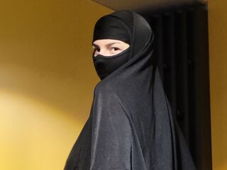 hardcore cam BiaBlack