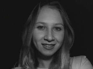 naked camgirl BlanchTrotz