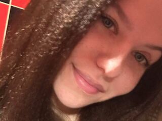 cam girl masturbating with dildo BridgetPoudrier