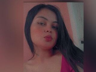 camgirl chat room CataleyaLux