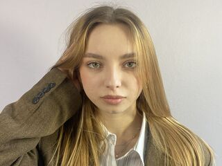 chat room free ChariseKuhnke