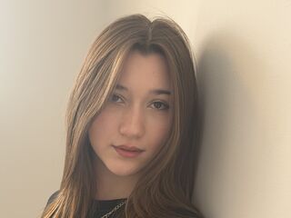 hot girl cam ChristineMorlock