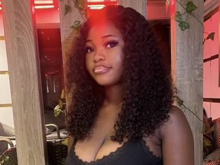 teaser webcam CreamieNelly