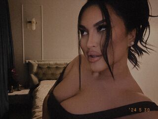 free nude webcam show DaphneAver