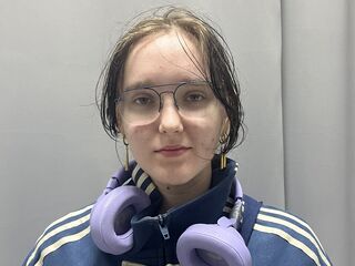 naughty cam bitch DoraDawson