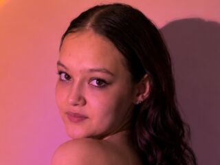 camslut masturbating ElvieTalboti