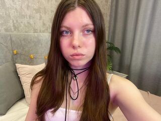 cam girl playing with sextoy EmilyJelly