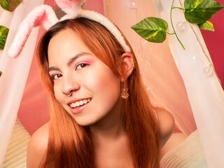 shower livecam EmmaMonnet