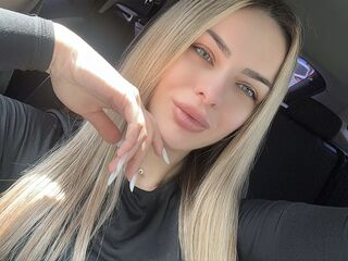 camwhore masturbating EmyiliaBliss