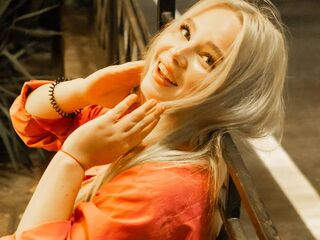 nude webcamgirl photo EstellaLugabihl