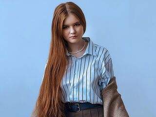 naked webcam girl masturbating GwynBujarski