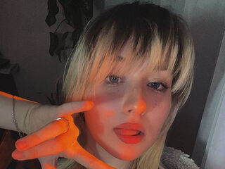 mastubating web cam girl HanFiorini