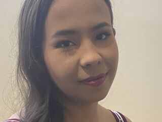 hot cam girl masturbating with dildo HanaMontenegro