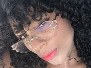 adult web cam chat room HollyDaws