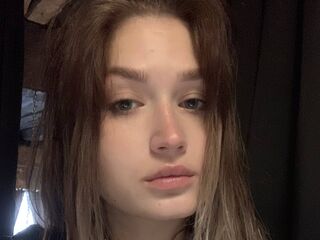 adult live web cam JulieannGomaz