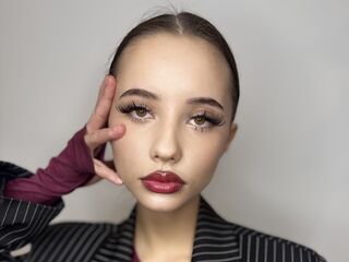 cam slut chat room KileyConstantin