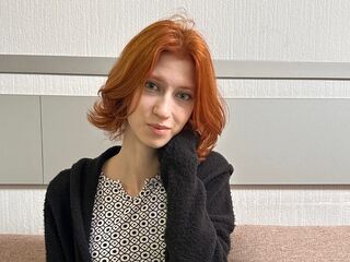 naked cam chat LettyAegerter